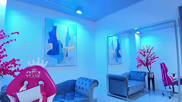 Snapshot of Arianna_sweeet chatting on October 24, 2025, 3:38 am Arianna sweeet online show from October 24, 2025, 3:38 am