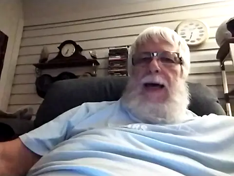 Snapshot of Futura_intx chatting on November 17, 2025, 12:36 am Futura intx online show from November 17, 2025, 12:36 am