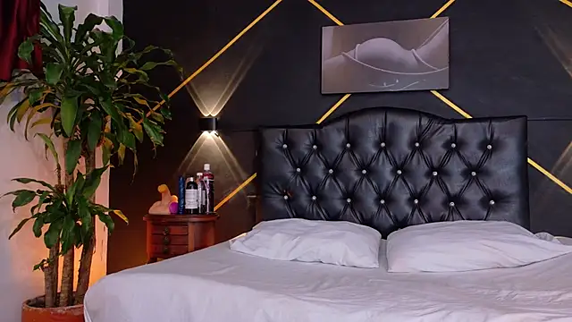 amabel zambrano online show from December 2, 2025, 12:51 pm