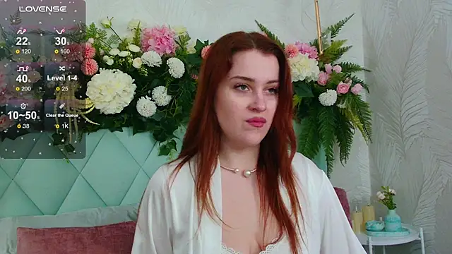 EllieGarson online show from October 6, 2025, 5:13 pm