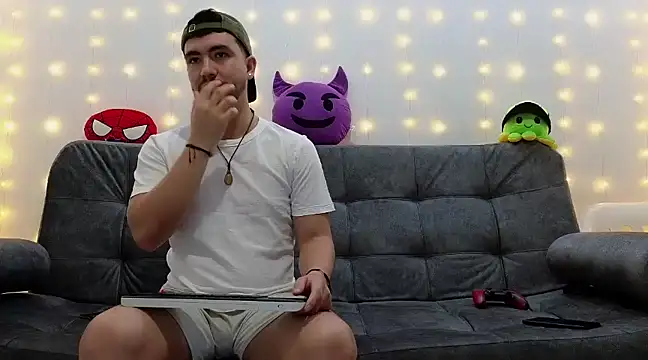 Dante Bones online show from February 12, 2025, 2:14 am