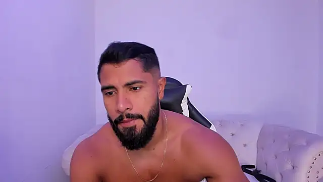 Santiago huntt online show from November 29, 2025, 1:22 pm