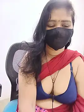 Snapshot of Lucky-Deepthi chatting on May 17, 2026, 11:27 pm Lucky-Deepthi online show from May 17, 2026, 11:27 pm