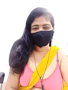 Snapshot of Lucky-Deepthi chatting on April 15, 2026, 12:05 am Lucky-Deepthi online show from April 15, 2026, 12:05 am
