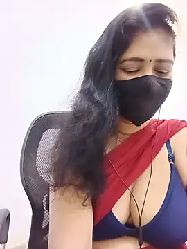 Snapshot of Lucky-Deepthi chatting on May 19, 2026, 12:26 am Lucky-Deepthi online show from May 19, 2026, 12:26 am