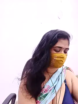 Snapshot of Lucky-Deepthi chatting on April 23, 2026, 10:55 pm Lucky-Deepthi online show from April 23, 2026, 10:55 pm