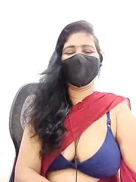 Snapshot of Lucky-Deepthi chatting on May 19, 2026, 1:56 am Lucky-Deepthi online show from May 19, 2026, 1:56 am