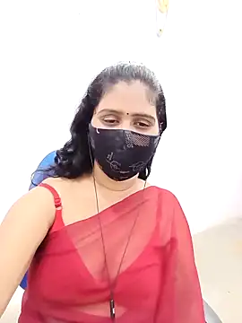 Snapshot of Lucky-Deepthi chatting on March 9, 2025, 7:05 pm Lucky-Deepthi online show from March 9, 2025, 7:05 pm