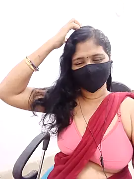 Snapshot of Lucky-Deepthi chatting on March 29, 2026, 11:50 pm Lucky-Deepthi online show from March 29, 2026, 11:50 pm