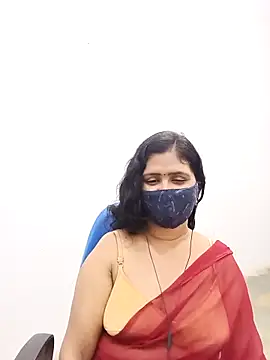 Snapshot of Lucky-Deepthi chatting on March 4, 2025, 8:27 pm Lucky-Deepthi online show from March 4, 2025, 8:27 pm