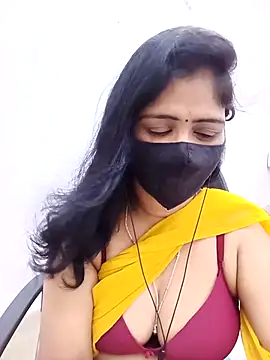 Snapshot of Lucky-Deepthi chatting on May 2, 2026, 11:54 pm Lucky-Deepthi online show from May 2, 2026, 11:54 pm