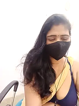 Snapshot of Lucky-Deepthi chatting on April 11, 2026, 9:07 pm Lucky-Deepthi online show from April 11, 2026, 9:07 pm
