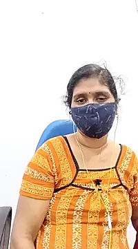 Snapshot of Lucky-Deepthi chatting on February 17, 2025, 10:27 pm Lucky-Deepthi online show from February 17, 2025, 10:27 pm