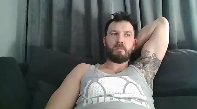 Snapshot of realdilf chatting on March 8, 2025, 12:41 pm realdilf online show from March 8, 2025, 12:41 pm