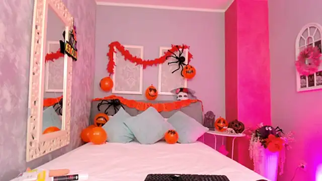 Snapshot of LustyRosee chatting on October 30, 2025, 4:37 pm LustyRosee online show from October 30, 2025, 4:37 pm