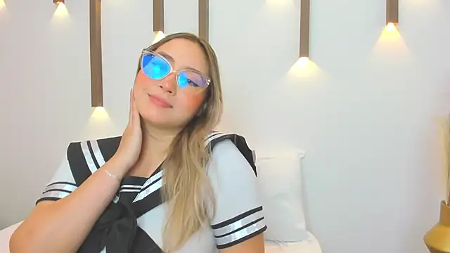 antonella cutie  online show from February 13, 2025, 12:11 pm