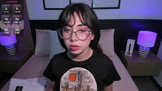 vi anaya online show from September 23, 2025, 11:28 am