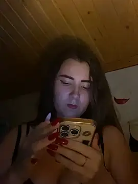 mewKate online show from July 5, 2026, 6:37 pm
