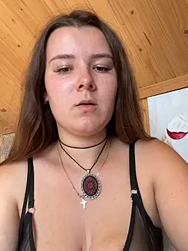 mewKate online show from July 25, 2026, 2:12 pm