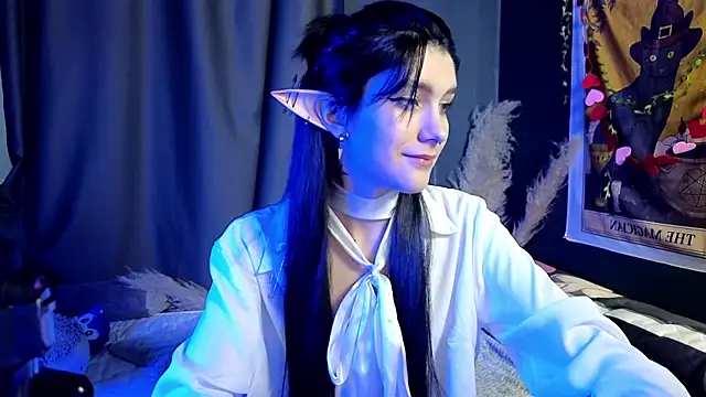 Snapshot of Hyeon_Jin chatting on February 14, 2025, 6:23 am Hyeon Jin online show from February 14, 2025, 6:23 am