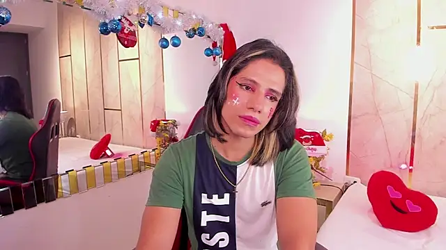 Snapshot of TylerBloom chatting on December 15, 2025, 12:55 pm TylerBloom online show from December 15, 2025, 12:55 pm