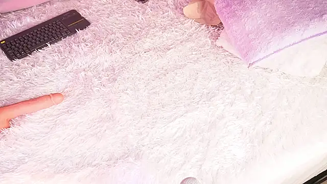 Snapshot of larastanford1 chatting on November 15, 2025, 2:26 am larastanford1 online show from November 15, 2025, 2:26 am