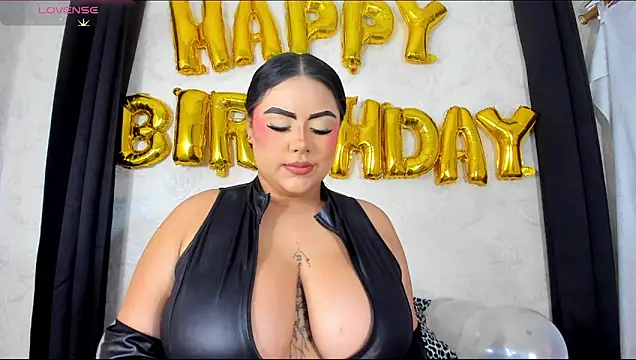Snapshot of NAHIARA_LEE chatting on June 15, 2026, 1:11 pm NAHIARA LEE online show from June 15, 2026, 1:11 pm