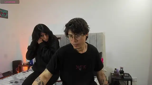 shamelesss  online show from April 5, 2026, 10:38 pm