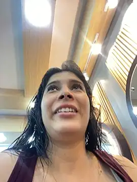 Snapshot of MilaRux chatting on October 28, 2025, 7:35 pm MilaRux online show from October 28, 2025, 7:35 pm