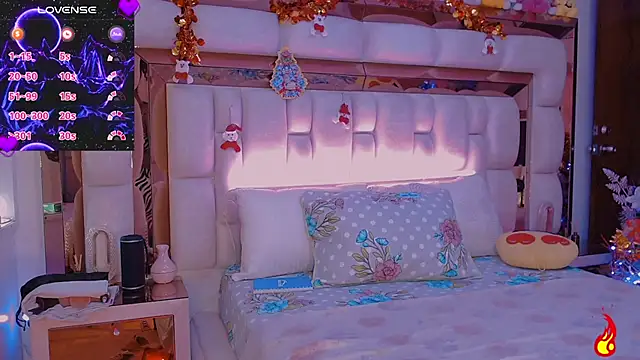 Snapshot of Aliana_Ross chatting on December 1, 2025, 11:27 pm Aliana Ross online show from December 1, 2025, 11:27 pm