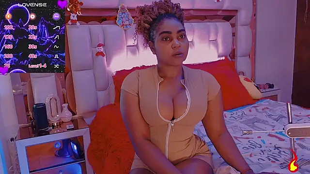 Snapshot of Aliana_Ross chatting on November 29, 2025, 11:05 pm Aliana Ross online show from November 29, 2025, 11:05 pm