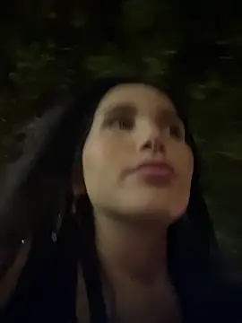 Snapshot of the_queen_of_street chatting on April 6, 2026, 2:29 am the queen of street online show from April 6, 2026, 2:29 am
