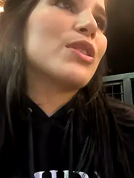 Snapshot of the_queen_of_street chatting on March 20, 2026, 3:18 am the queen of street online show from March 20, 2026, 3:18 am