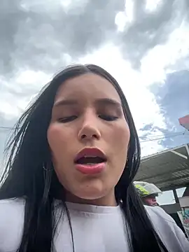 Snapshot of the_queen_of_street chatting on February 20, 2026, 6:32 pm the queen of street online show from February 20, 2026, 6:32 pm