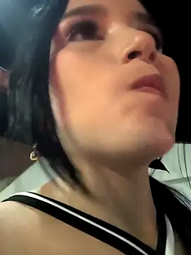 Snapshot of the_queen_of_street chatting on March 22, 2026, 2:15 am the queen of street online show from March 22, 2026, 2:15 am