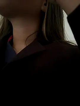 LuizaDiaz online show from October 7, 2025, 7:26 pm