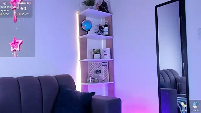 Yorkeidys1 online show from February 17, 2026, 11:18 am