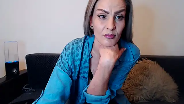 Snapshot of AshlineKatte chatting on February 23, 2026, 12:17 pm AshlineKatte online show from February 23, 2026, 12:17 pm