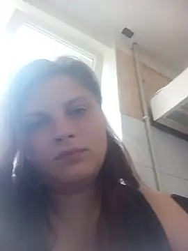 Lauren Amabel online show from June 27, 2026, 6:41 am