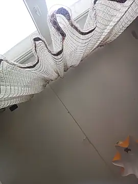 Snapshot of Lauren_Amabel chatting on March 19, 2026, 10:15 am Lauren Amabel online show from March 19, 2026, 10:15 am