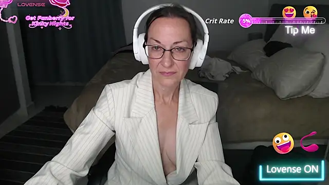 Snapshot of boeslaboes1 chatting on June 18, 2026, 6:35 pm boeslaboes1 online show from June 18, 2026, 6:35 pm