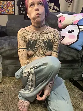 trashbrat online show from April 22, 2026, 10:11 am