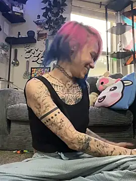 trashbrat online show from April 24, 2026, 12:34 am