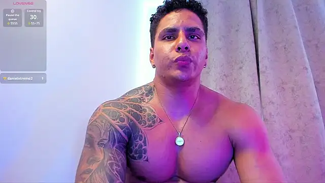 Maximoscott online show from January 27, 2025, 6:20 pm