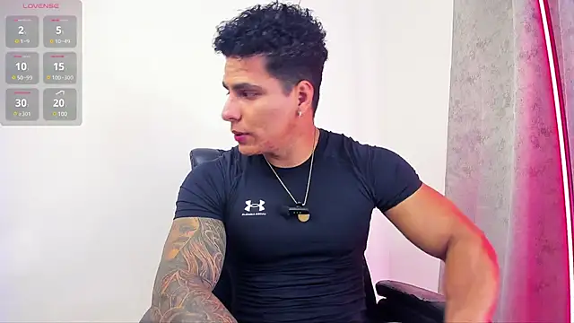 Maximoscott online show from March 2, 2025, 7:41 pm