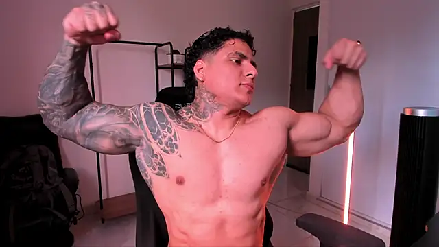 Maximoscott online show from November 22, 2025, 8:18 pm