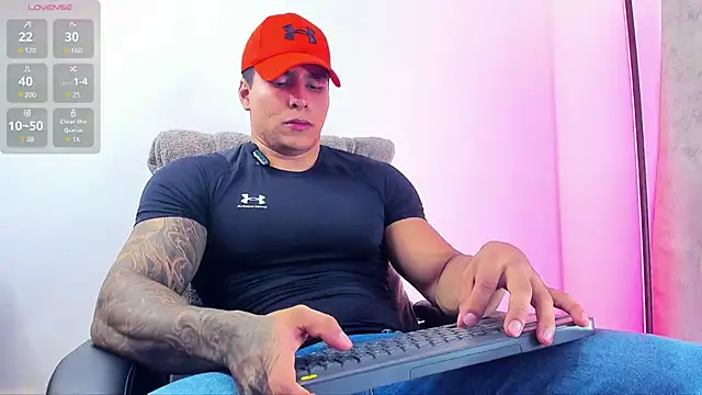 Maximoscott online show from March 6, 2025, 6:16 pm