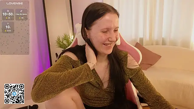 mon lola online show from January 30, 2025, 12:37 pm