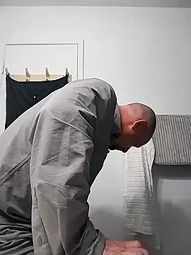 Snapshot of jayjay198080 chatting on February 9, 2025, 1:25 pm jayjay198080 online show from February 9, 2025, 1:25 pm