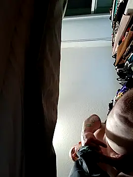 Snapshot of jayjay198080 chatting on October 2, 2025, 5:11 am jayjay198080 online show from October 2, 2025, 5:11 am